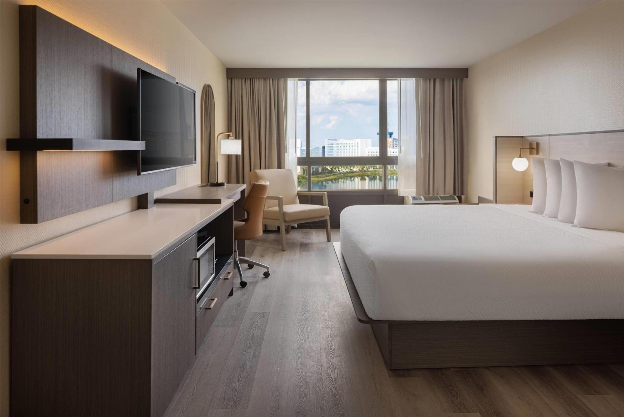 Resort Ramada Plaza By Wyndham & Intl Drive - Newly Renovated! Orlando