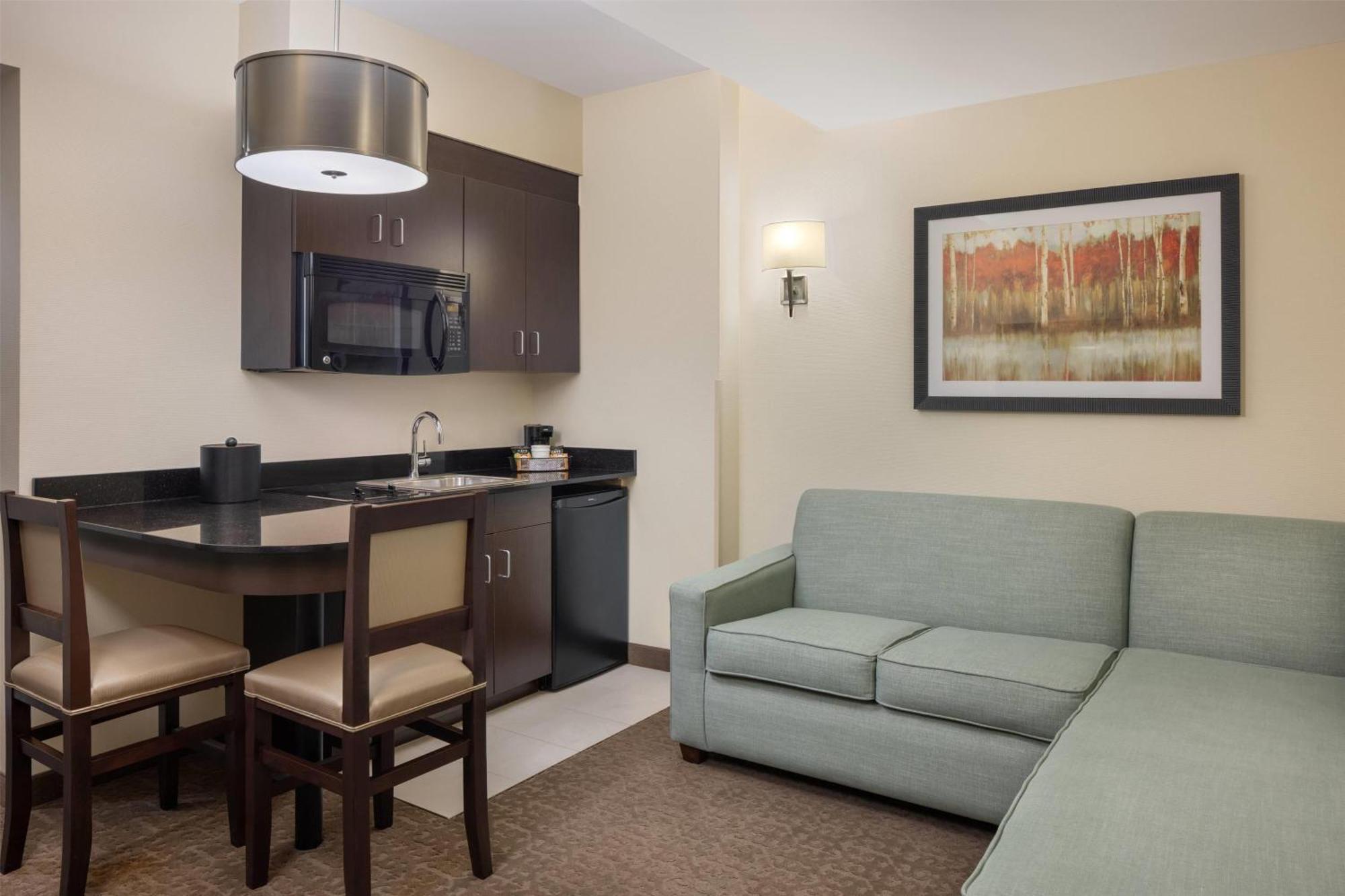 Ramada Plaza By Wyndham & Intl Drive - Newly Renovated!