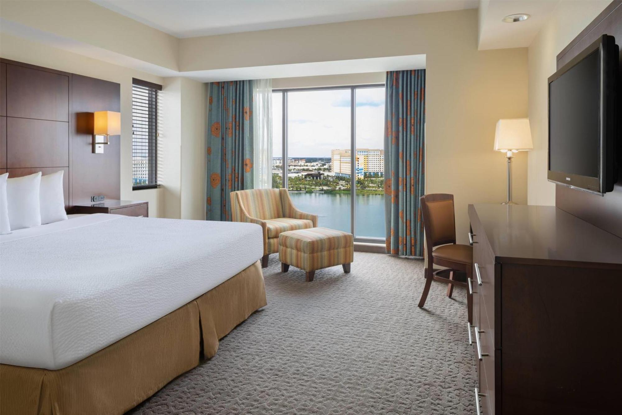 Ramada Plaza By Wyndham & Intl Drive - Newly Renovated! 3*