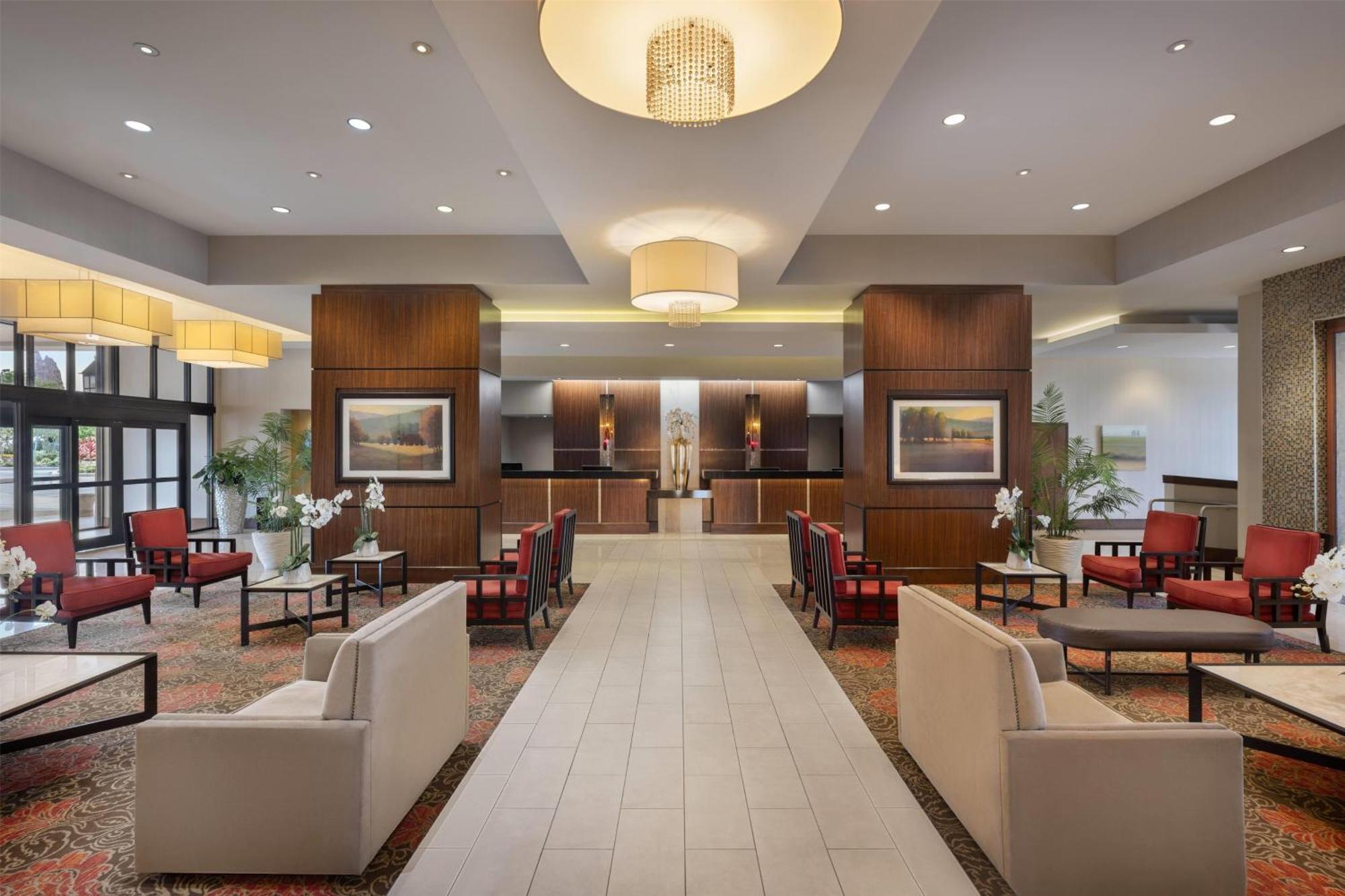 Ramada Plaza By Wyndham & Intl Drive - Newly Renovated! 3*