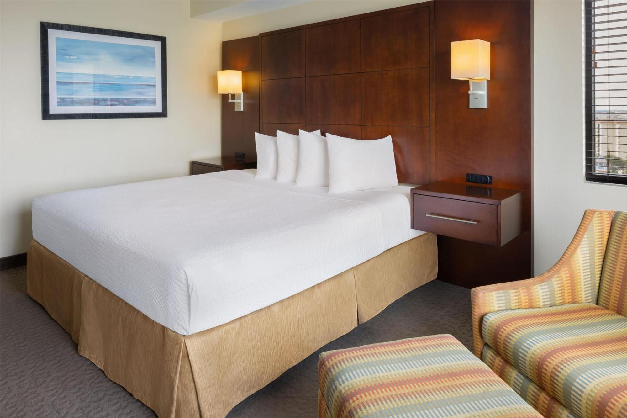 Resort Ramada Plaza By Wyndham & Intl Drive - Newly Renovated! 3*